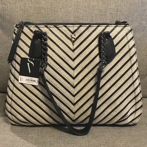 *48Hr Price Drop*SimplyVera Bedford Triple Satchel